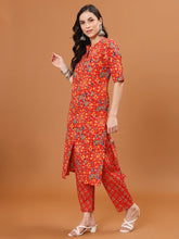 Floral Printed Cotton Kurta With Pants